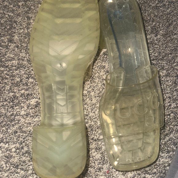 Gucci - Picture 3 of 3